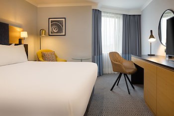 Doubletree By Hilton Manchester Airport