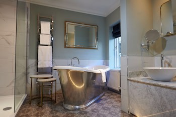 Devonshire Arms Hotel & Spa