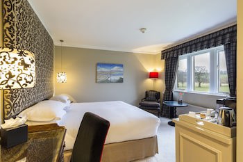 Devonshire Arms Hotel & Spa