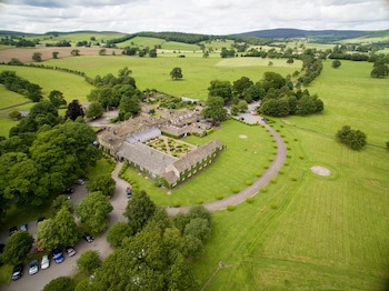 Devonshire Arms Hotel & Spa