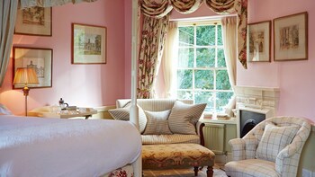 Devonshire Arms Hotel & Spa