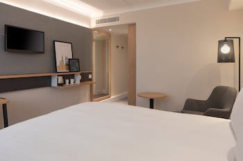 Holiday Inn Bolton Centre, An Ihg Hotel
