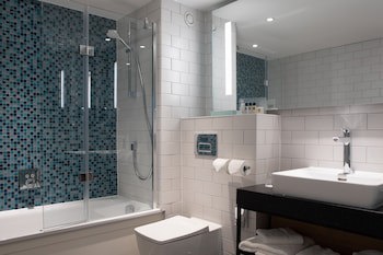 Holiday Inn Bolton Centre, An Ihg Hotel
