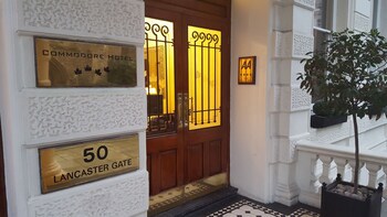 Commodore Hotel