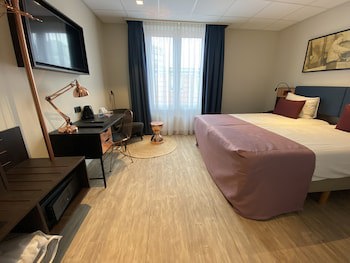 Best Western Dam Square Inn