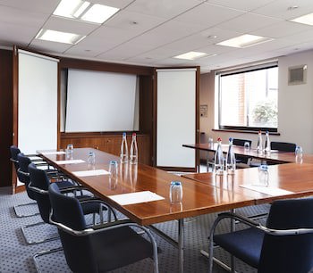 Mercure Telford Centre Hotel