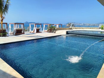 Fiesta Americana  Acapulco Villas