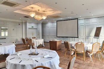 Burnham Beeches Hotel