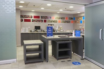 Hampton Inn By Hilton Monterrey-Airport