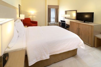 Hampton Inn By Hilton Monterrey-Airport