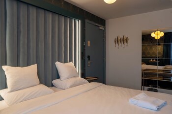 Yup Hotel