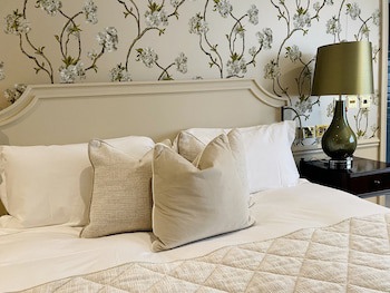 Ellenborough Park