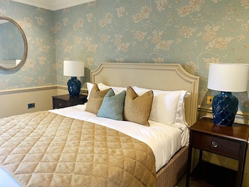 Ellenborough Park