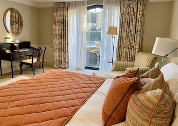 Ellenborough Park