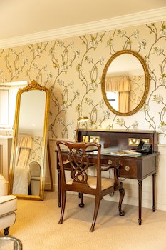 Ellenborough Park