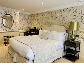 Ellenborough Park