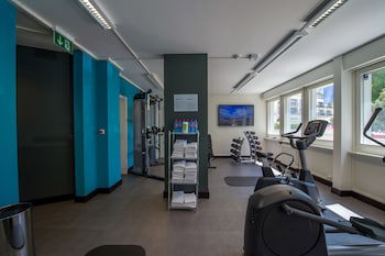 Mona Ex-Eurotel