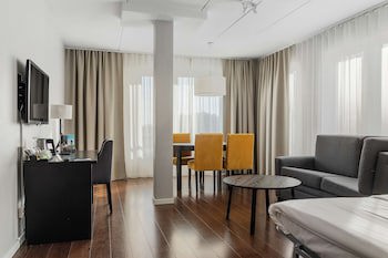 Best Western Plus Hotel Plaza