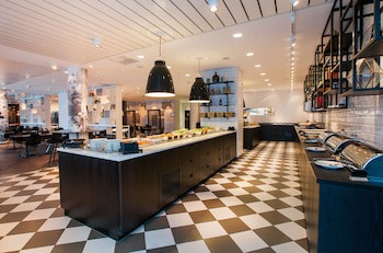 Best Western Plus Hotel Plaza