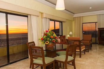 Royal Villas Resort