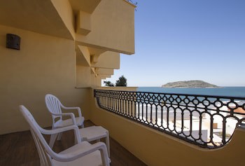 Royal Villas Resort