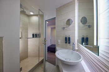 DoubleTree by Hilton Hannover Schweizerhof fotoğrafı