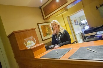 Gomersal Park Hotel