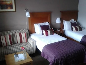 Gomersal Park Hotel