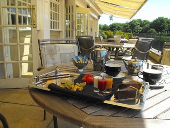 Gomersal Park Hotel