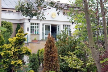 Gomersal Park Hotel