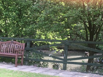 Gomersal Park Hotel