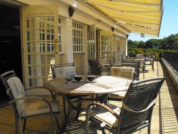 Gomersal Park Hotel