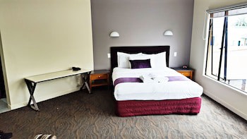 Auckland Airport Kiwi Hotel