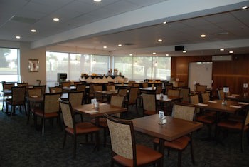 Auckland Airport Kiwi Hotel