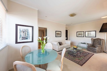 Best Western Plus Embassy Hotel