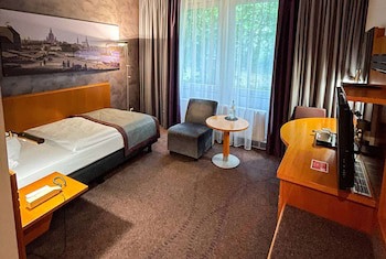Ramada by Wyndham Dresden galeri fotoğrafı