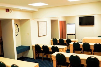 Courtyard By Marriott San Juan Miramar