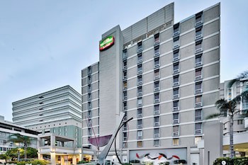 Courtyard By Marriott San Juan Miramar