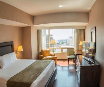 Clarion Suites Guatemala City