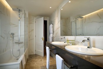 Eurostars Hotel Real