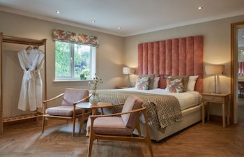 Fairlawns Hotel And Spa