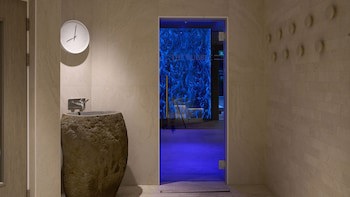 Fairlawns Hotel And Spa