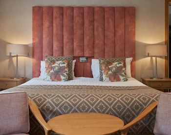 Fairlawns Hotel And Spa