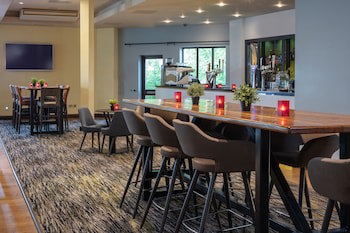 Stratford Manor Hotel