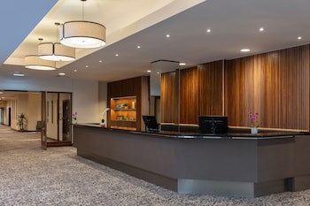 Stratford Manor Hotel