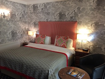 New House Country Hotel