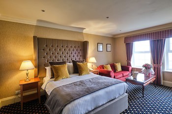 New House Country Hotel