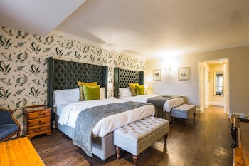 New House Country Hotel