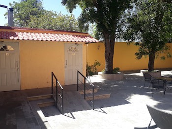 Country Plaza