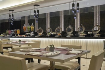 Ac Hotel By Marriott Kuala Lumpur